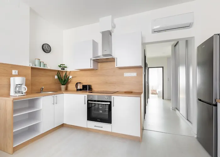 Gde Rakoczi 27 Apartmant アパート